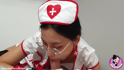 SpicyGum: June Liu - asistentă asiatică care îi oferă o muie minunată pacientului...