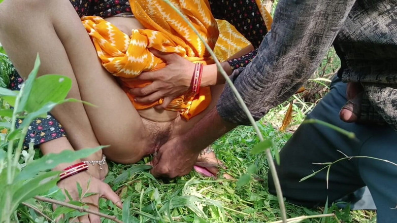 seema: Tante sex hindi teil 2