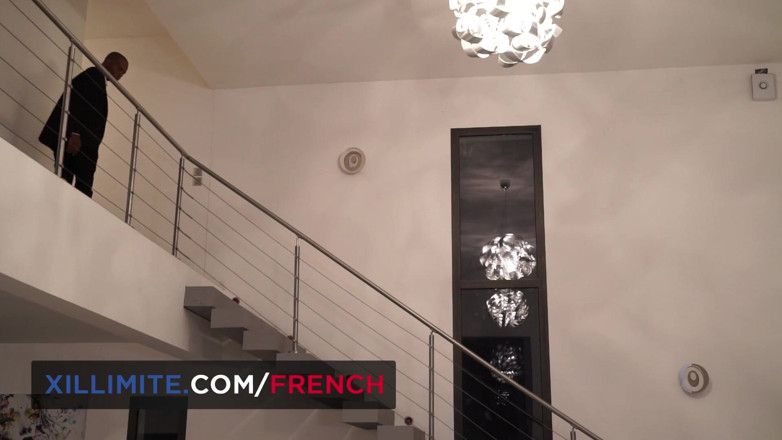 French girls at work: Busty Ania Kinski likes it in the ass