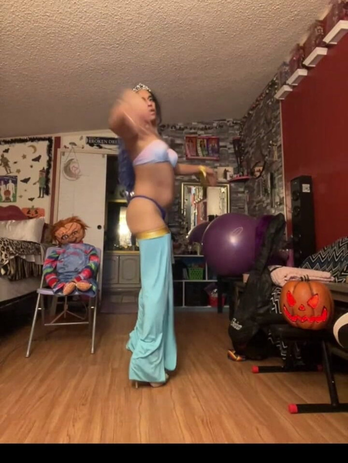 TSJade95: Princess Tsjade Stripdances in Halloween Costume