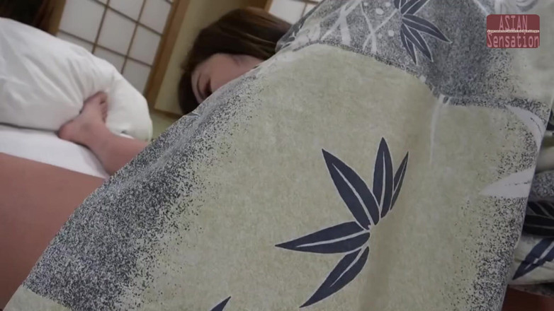 J Hentai Matings: My Wife's Friend Stays in My Room - I Make a...