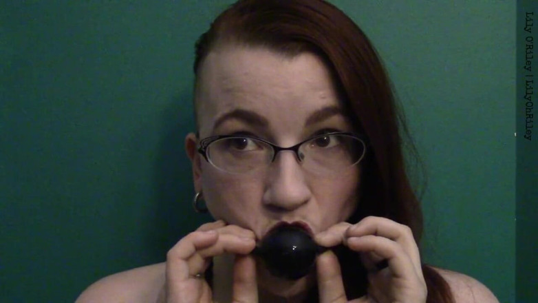 Lily O'Riley: Ballgag staring