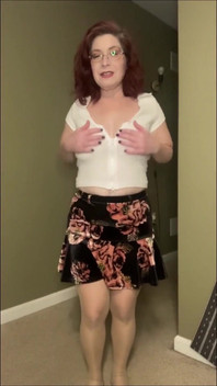 Stiefmoeder heeft geheimen van stiefvader - aangepast rollenspel