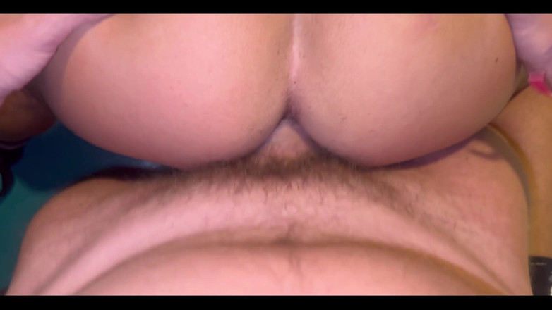 Gianni Gio: Max ha un bel culo resistente