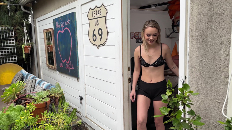 PornDudeCasting: Khloe Kingsley