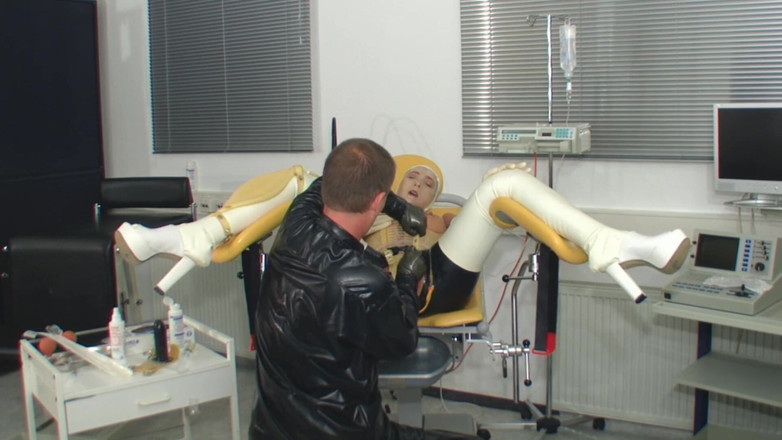 Rubber & Clinic Studio - 1ATOYS: Catheter and stomachsound in latex
