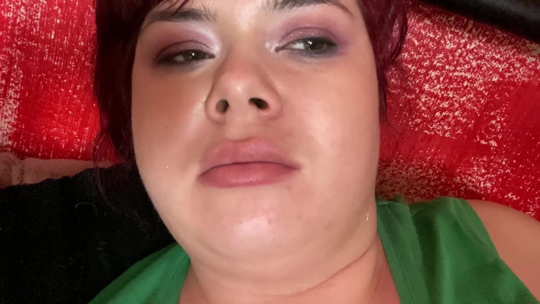 Roxanne Miller: Los 2 B: eructos y tetas
