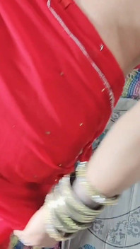 Beautiful Muslim Desi Indian Hot Teen Girl in Red Saree Intense Orgasm