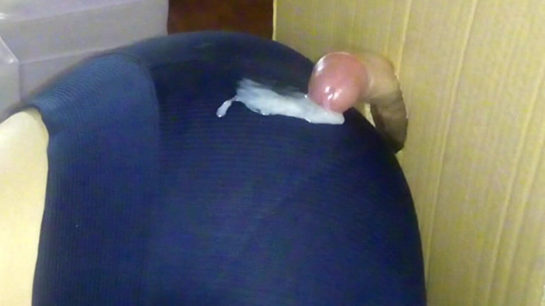 Sexoamateur: Frotando gloryhole