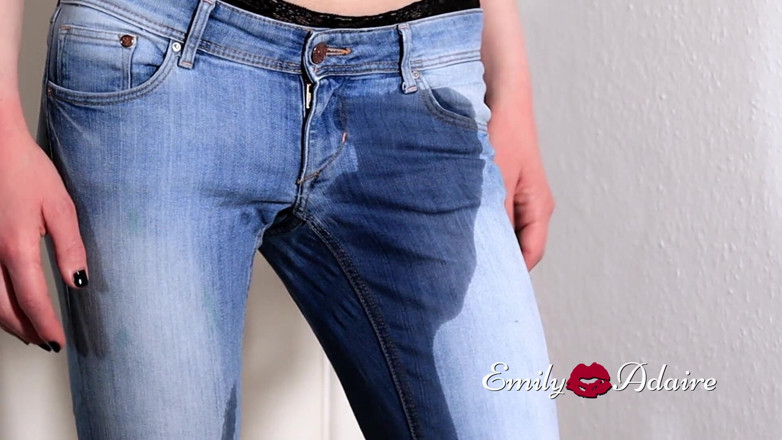 Emily Adaire: Trans girl pisses in her tight blue jeans