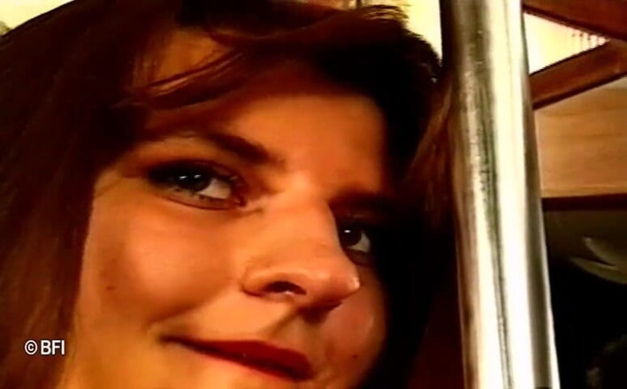Horny Teenies: Russian peek-teens part 1