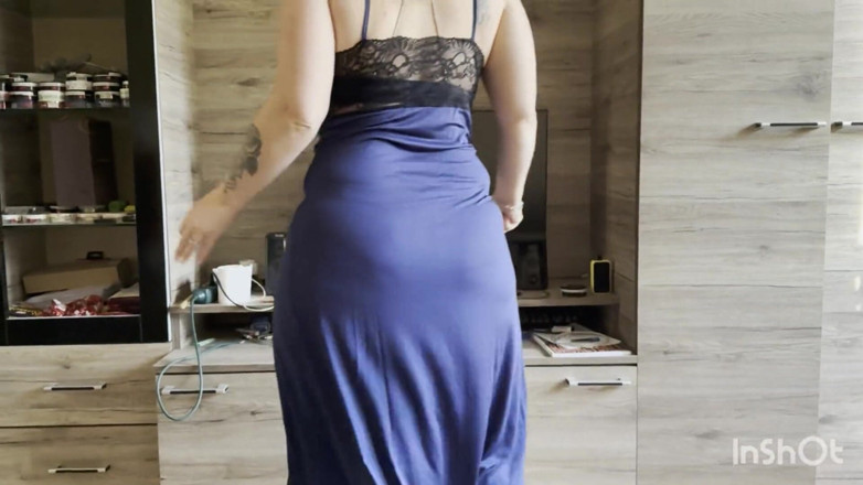 Christy X Taylor: She Watches Her Rommate Packing, Gets Turned on, Which the...