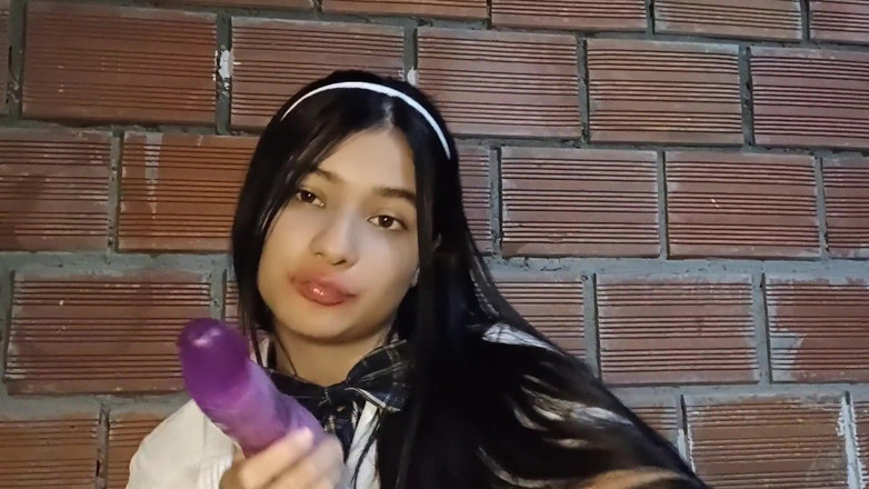 Yuli and tony: Різні пози для стрункої 18-річної школярки!