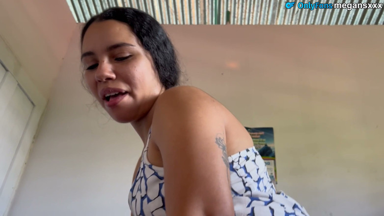 MeGanSxx: Либо ты платишь мне, либо я тебя возьму, решай сам