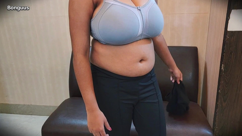 Riya Bonguus: Adult Film konkurz rozhovor sexuální zkouška sexy prsaté dívky Riya...