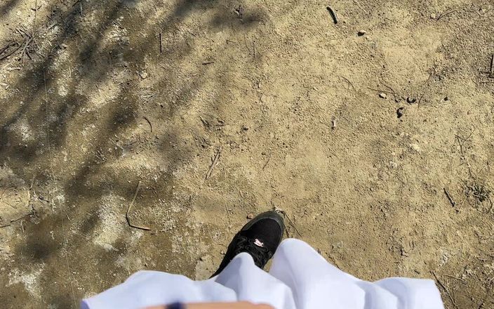 Ohseehere: Junges mädchen lernt fischen