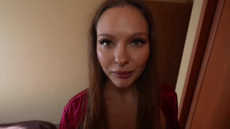 Alexa Poshspicy: Die Frau Betrügt Ihren Mann Und Probiert Zum Ersten Mal...