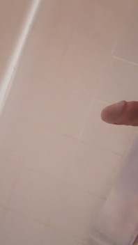 Hoe Te Pissen Met Een Ochtenderectie, Gedesespereerde Twinks Harde Pik En Een Volle Blaas