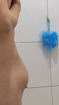 Sexy Stepdaddy in the Bath with Horny Cock.