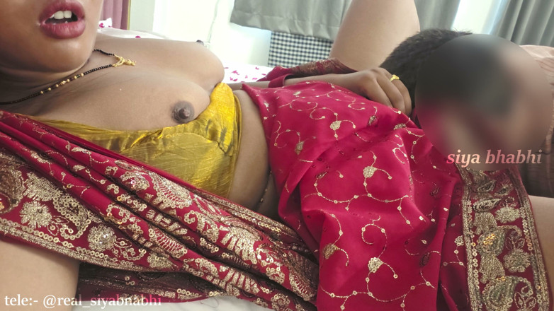 Vicky Siya: Indian Bhabhi First Night Sex Hindi Siya Bhabhi
