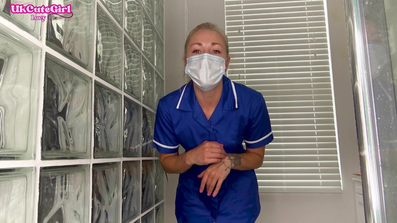 UKCuteGirl Lucy Lauren: とてもいたずら好きな看護師との臨床精液採取