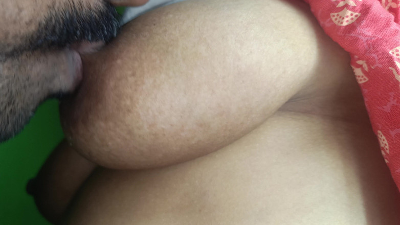 Ilakkiya: Selbstgedrehtes vorspiel eines ehepaars