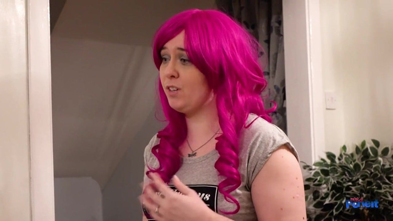 Nerd Pervert: Jessica Scotland - Booty Call Kouření