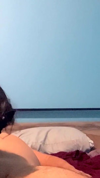 He eats his own hot and fresh cum in my pussy