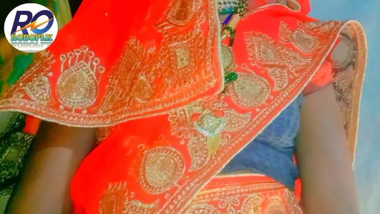 Robopll: Indická vesnice Karvachauth Ke Nainaweli Dulhan Saree Show Prst epizoda 3 (dnes