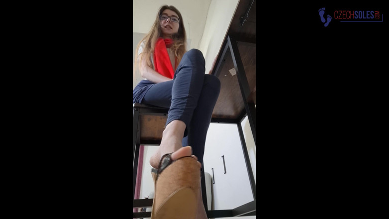 Czech Soles - foot fetish content: Odrzucony na randkę, skończył jako niewolnik stóp