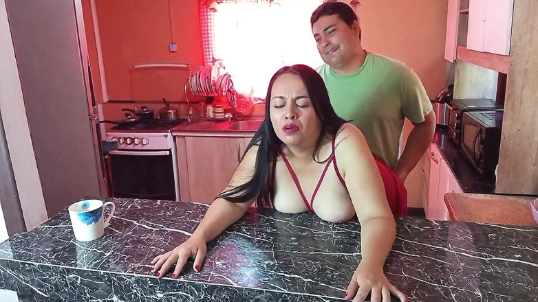 BBW Kelly Mom: My Hot Stepmom Gets Devoured in the Kitchen - Rea Fucked...