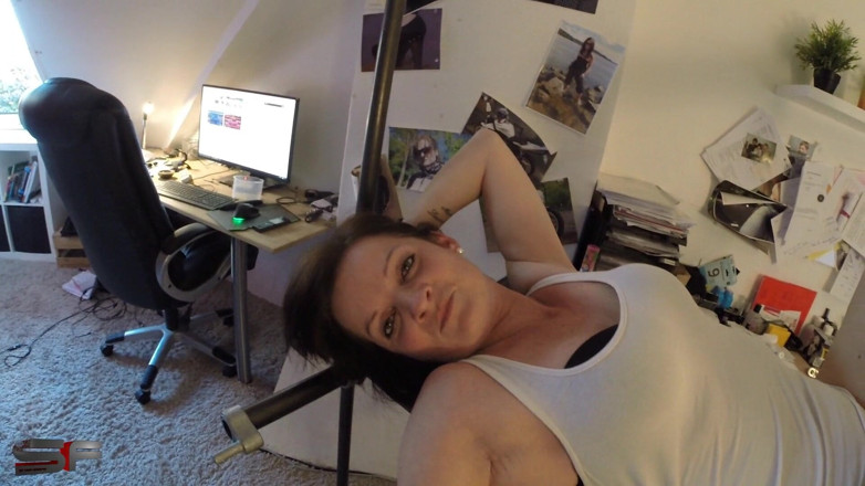 Lady-Sabrina Fetish: Played with Lady Sabrina