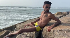 arabeputo: Magrelo Do Pau Grande Punheta di Pantai