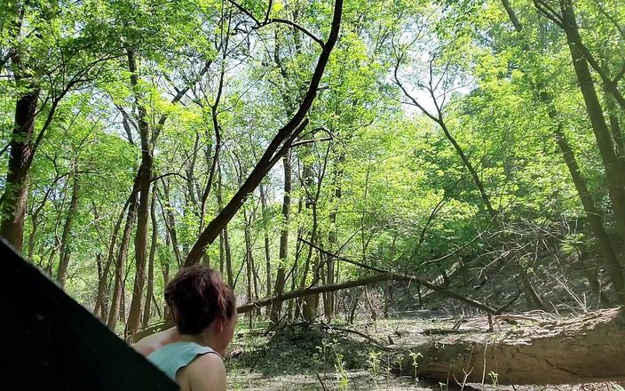 VinnyMacNDelilah: Trío al aire libre y de cara