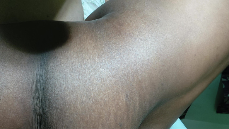 Trisha Hotness: Nevlastní sestra Detailní šukání kundičky s kondomem