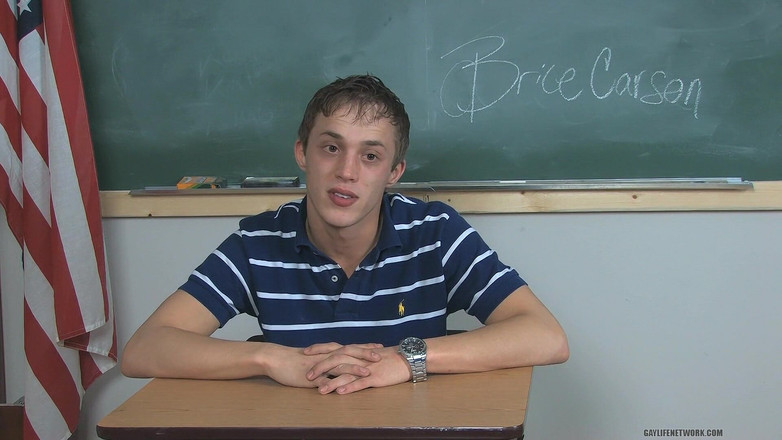 Teach Twinks: Милашка с мясистыми краями Brice Carson в чате