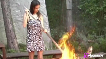 18Magazine: Kompilace Slinky Katie Fey Pouštím své mladé kozy ven!