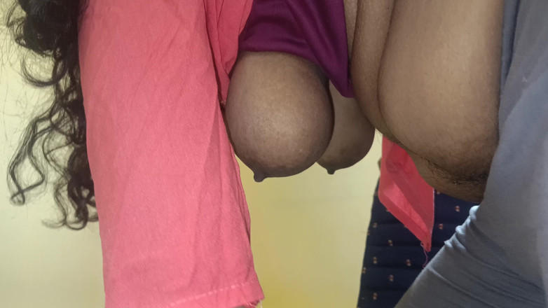 Laxi ammu: Vysokoškolská juniorka