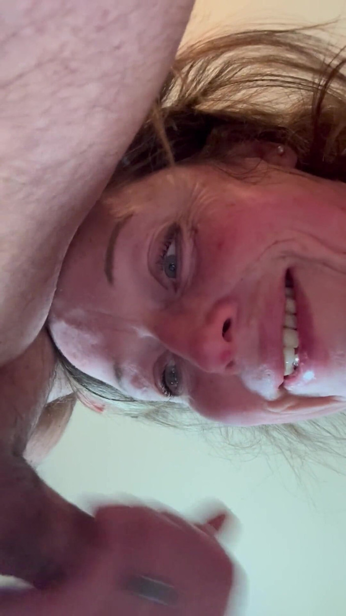 Bonewizzard69: Розбещений член смокче мамку крупним планом, член дзвонить члену і м'ячу