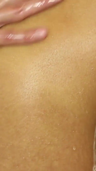 Outstanding masseuse is pleasing guy's big cock