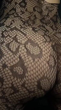 Huge Ass Gets Squirts on Her Feet / Astarioth
