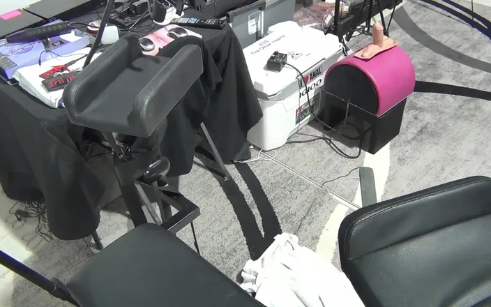 Phoenix Rizin': Hey, We Want Some Pussy - Gyno Chair Wet Ass Pussy 6...