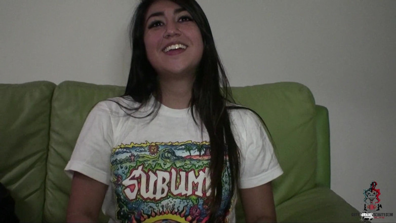 Get your knees Dirty: Lexy Bandera