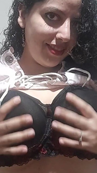 POV JOI Babyluna939 tančí a masturbuje pro tebe představy, jak ji šuká