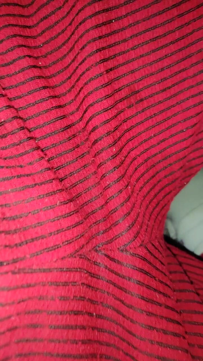 SmokedAlloy2: Dirtyjunkbro se dívá na své ponožky a to ho vzrušuje.