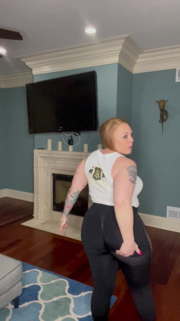 GingerVixen.XXX: Menunjuk-nunjuk Sebelum Merakam