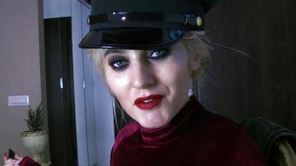 Goddess Celine: Issuse nevlastního otce