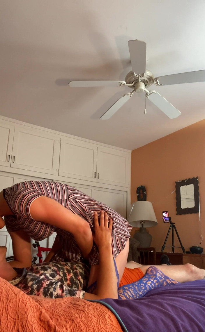 VibeWithMommy: Ibu miang pulang ke rumah selepas malam dengan kawan-kawan. Tidak...