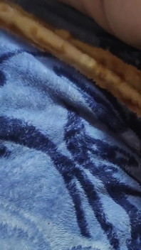 Neues marokkanisches sexvideo, das sie ihrem freund im haus ihres ehemanns angeboten hat.