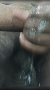 Cum Split Very Beautifully